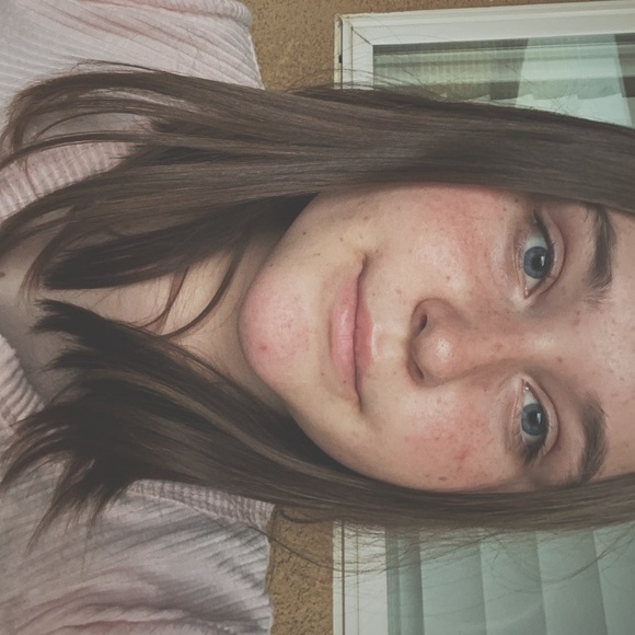 Meet your Posher, Chloe - Picture 1 of 1